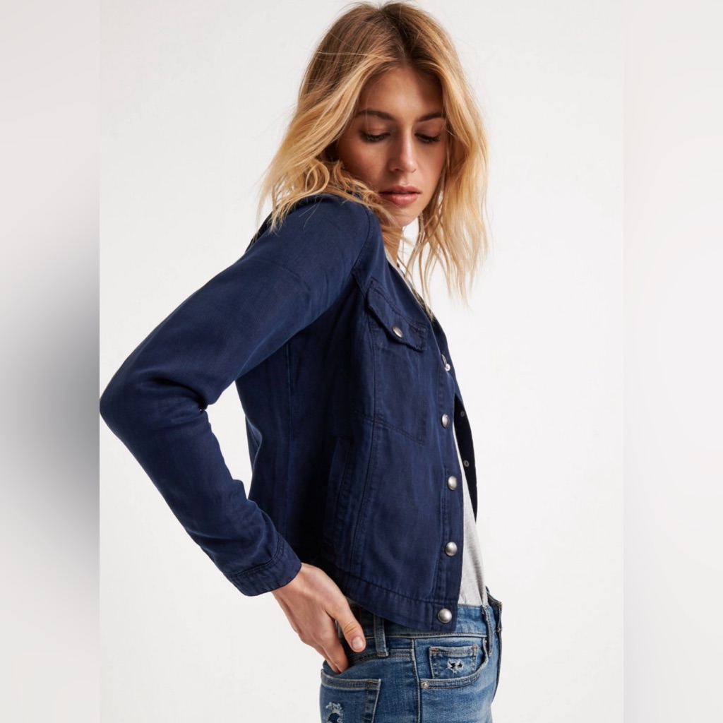 Nwot Lucky Brand Tomboy Denim Trucker Navy Blue Jean Jacket In Size Medium!